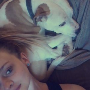 Meet your Posher, Lauren